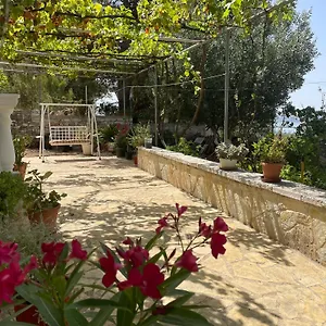 Casa vacanze Miranda's &, Sarandë